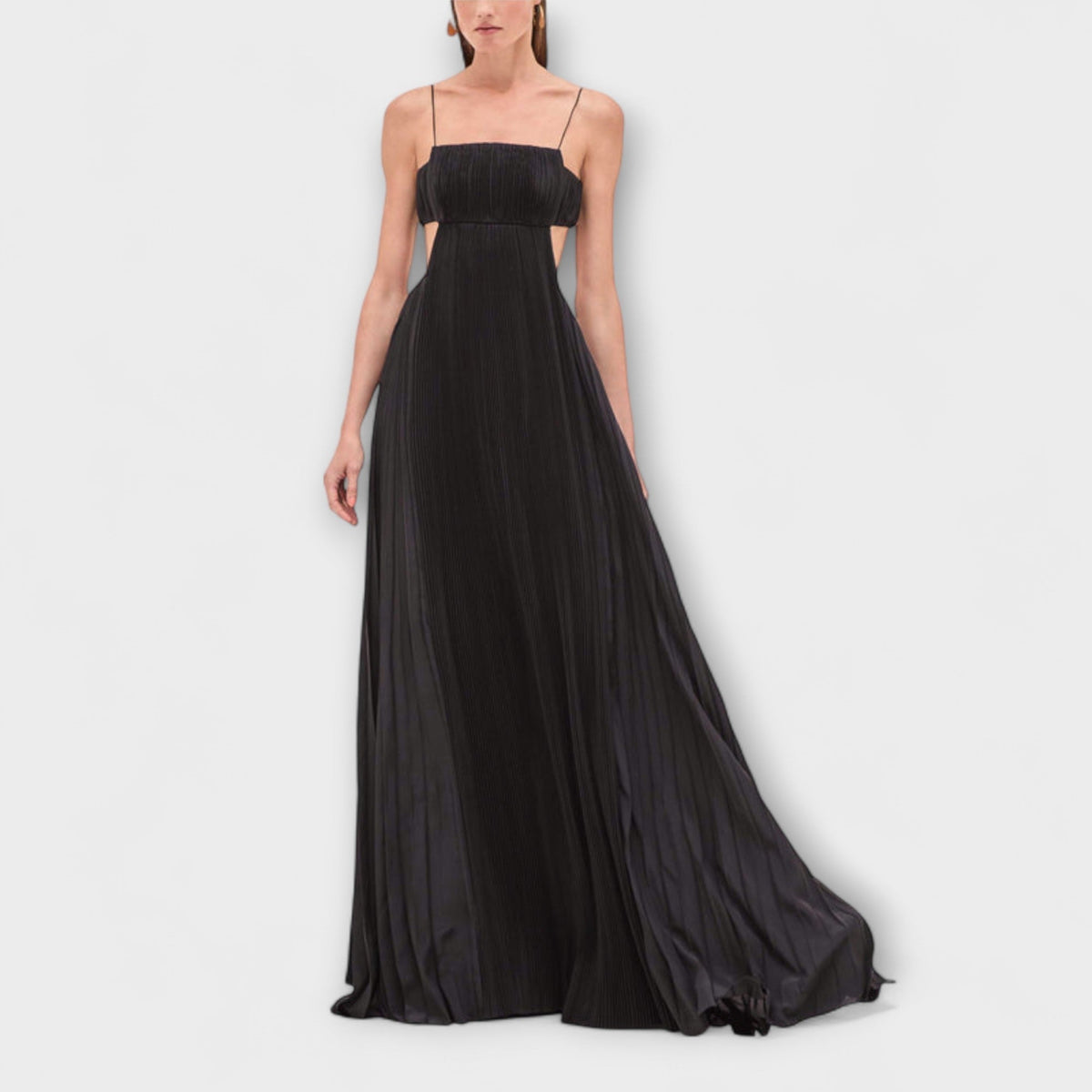 Chic Pleated Cutout Maxi Dress for Any Occasion