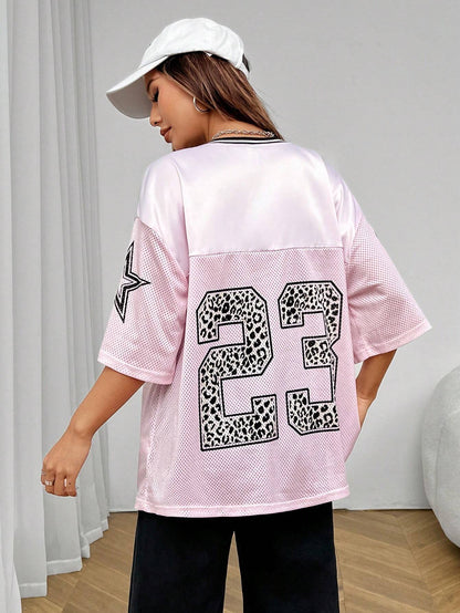 Oversized Jersey Shirt with Animal Print – Sporty, Trendy & Ready for Street Style