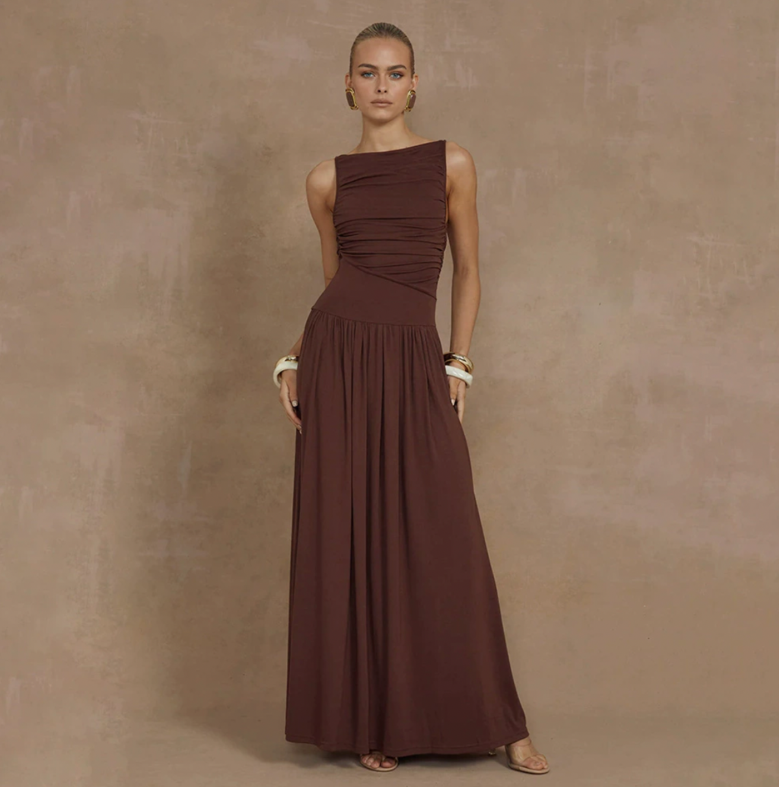 Zendaya - Chic Cotton Maxi Dress for Every Occasion