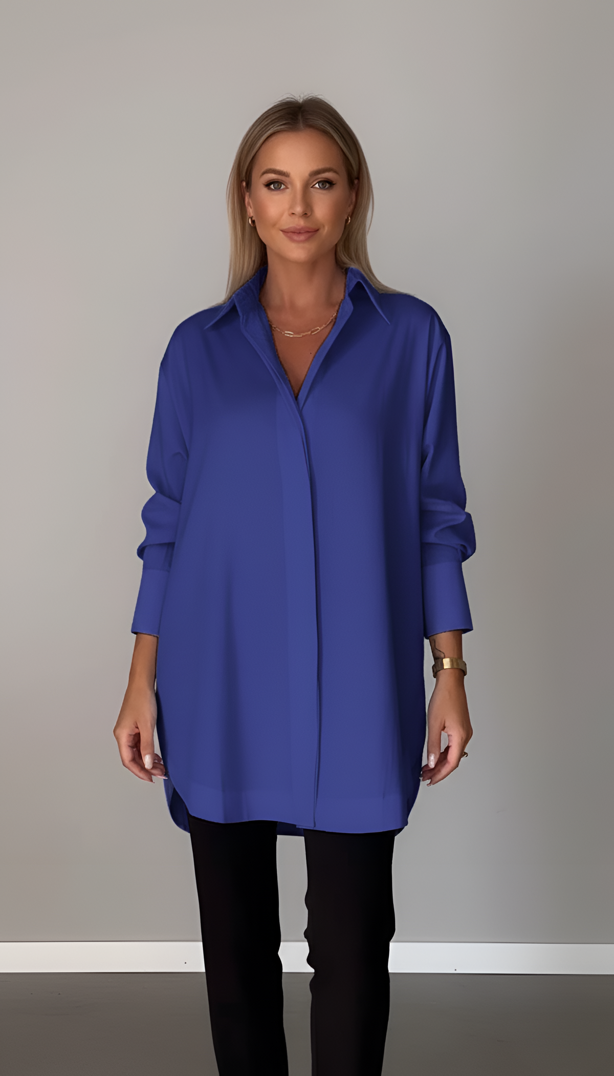 Valerios Fashion women's oversized cotton shirt with classic collar