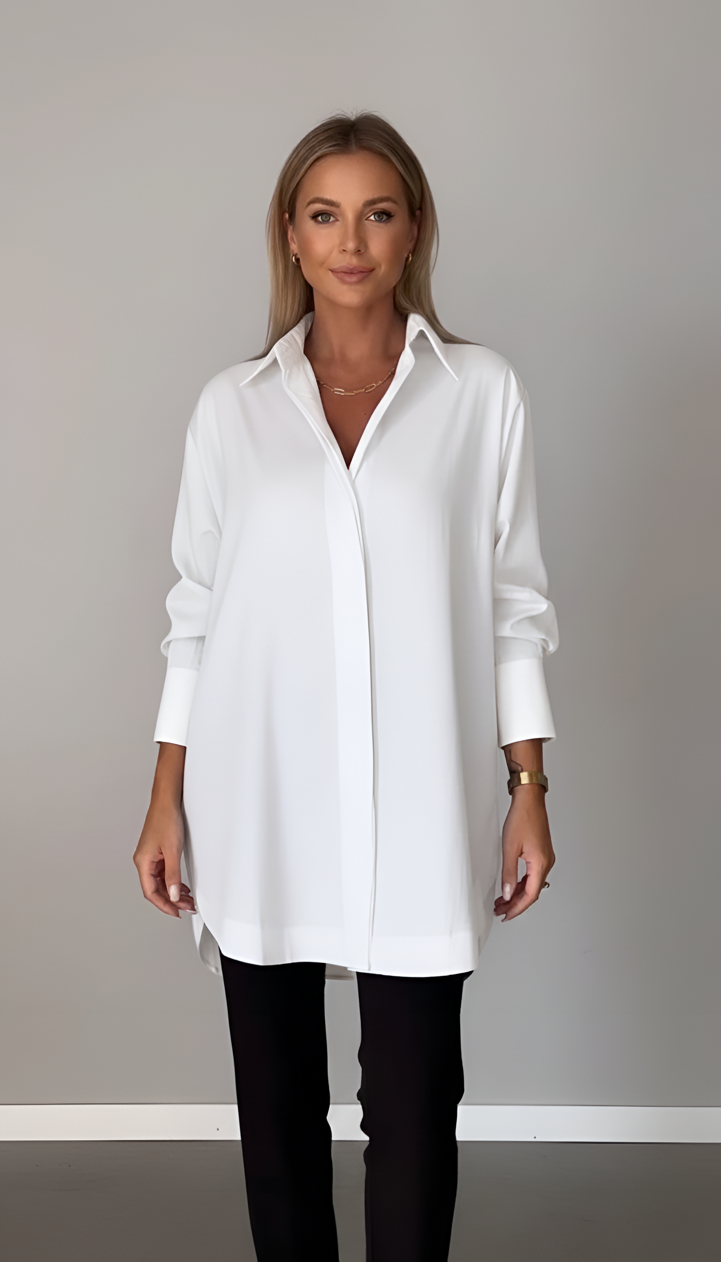 Valerios Fashion women's oversized cotton shirt with classic collar