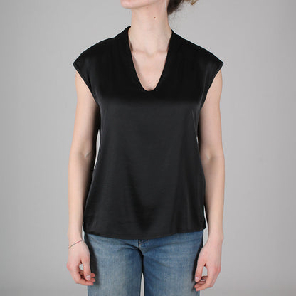 Blouse with V-neck