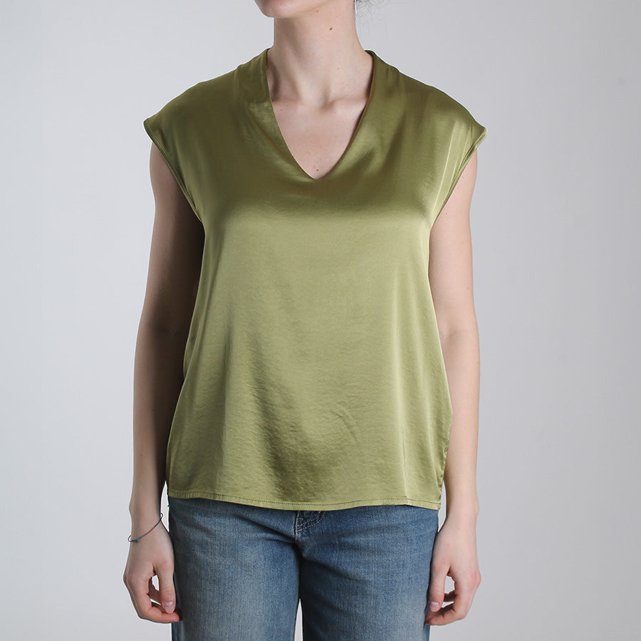 Blouse with V-neck