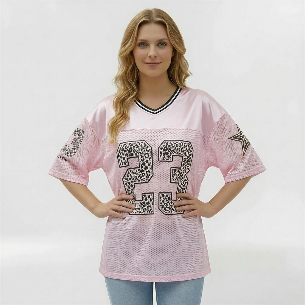 Women's oversized T-shirt with front print for casual use