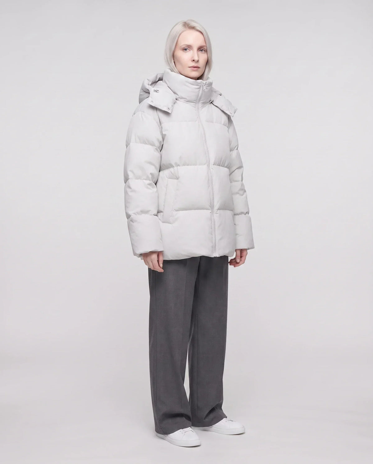 Oversized Puffer Jacket with High Collar and Detachable Hood
