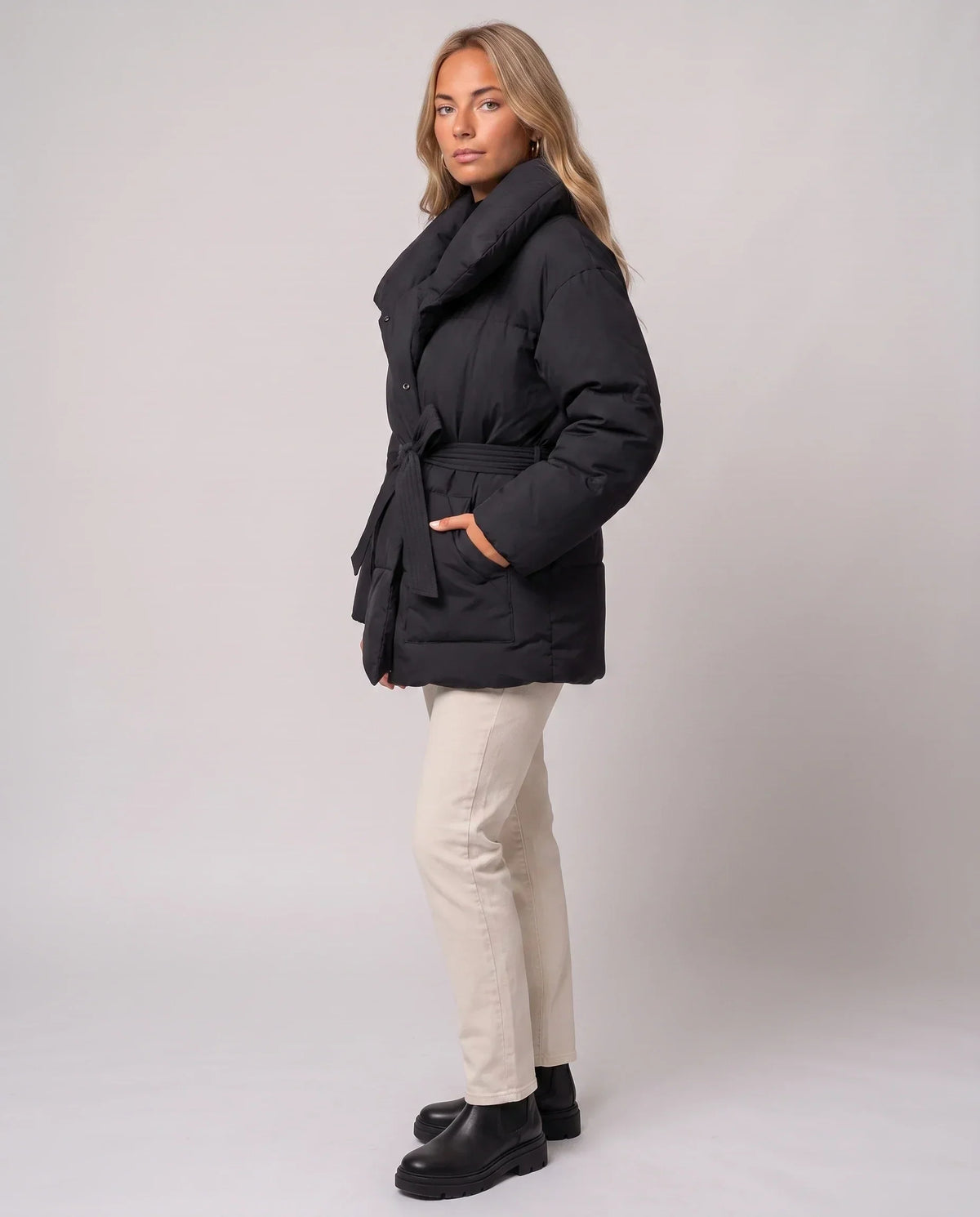 Oversized Mid-Thigh Puffer Jacket with Shawl Collar and Belt