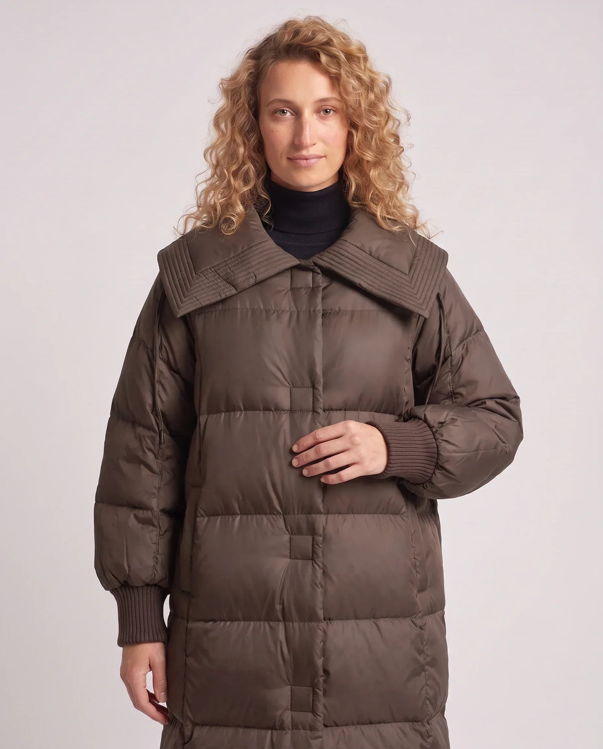 Extra-Long Puffer Jacket with Large Square Collar