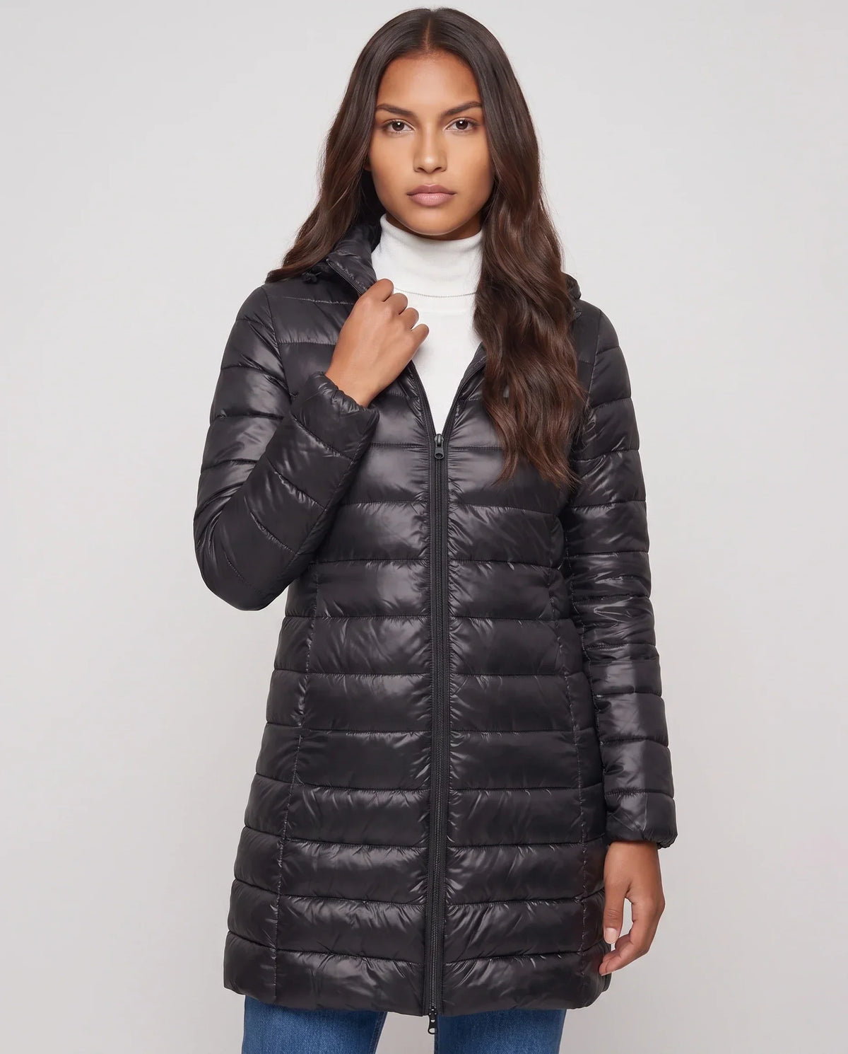 Lightweight Fitted Puffer Jacket with Detachable Hood