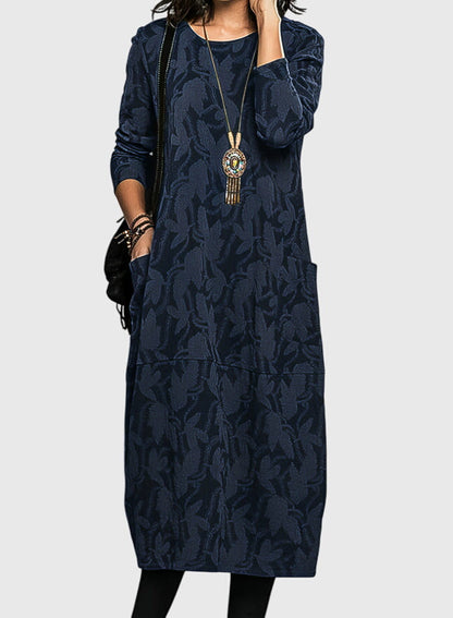 Victoria | Chic Round-Neck Dress for Any Occasion