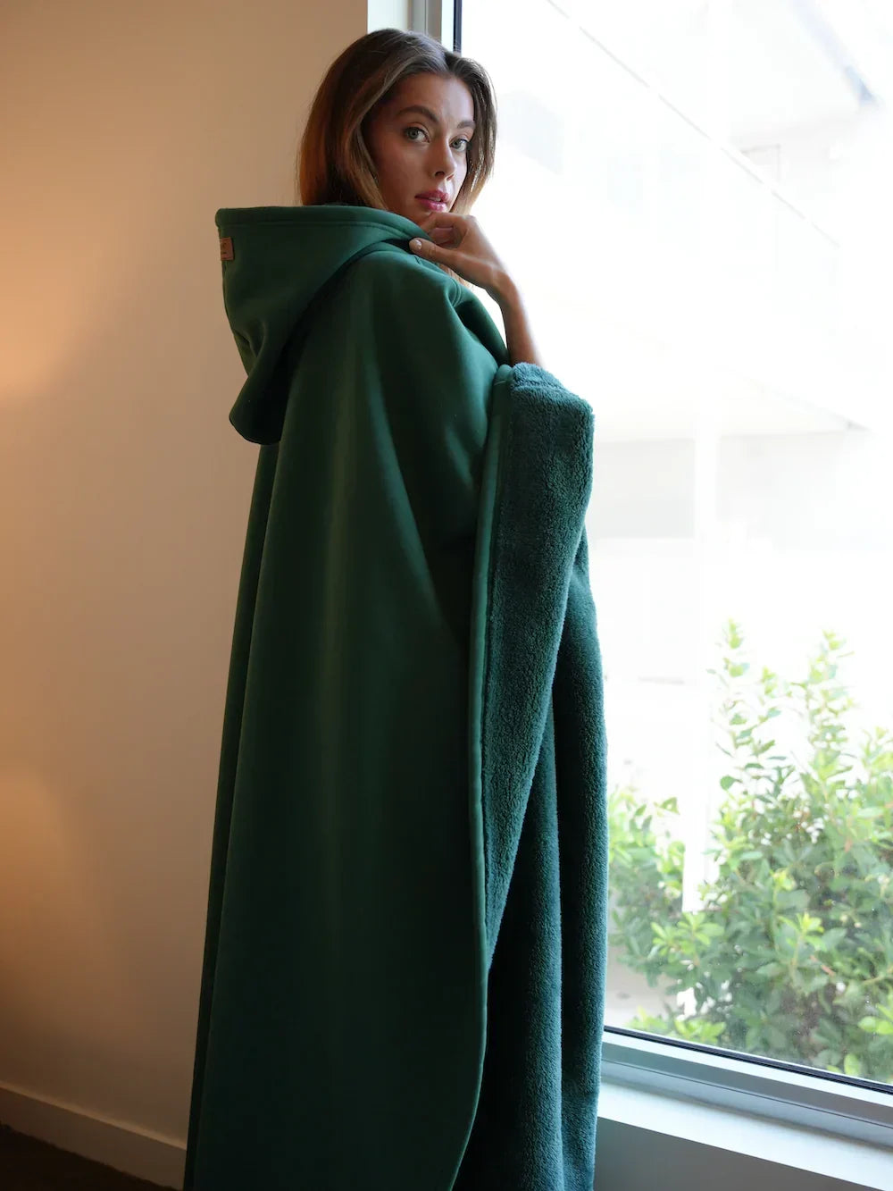 Petra Oversized Hooded Blanket