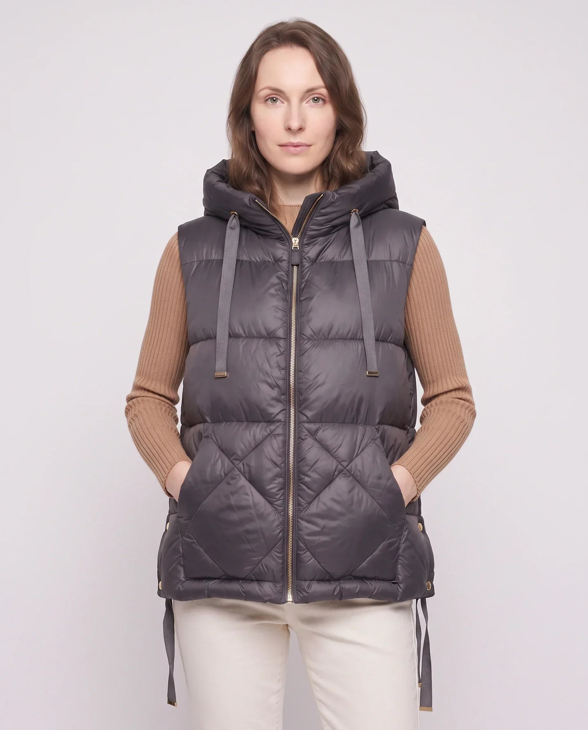 Quilted Puffer Gilet with Hood and Large Pockets