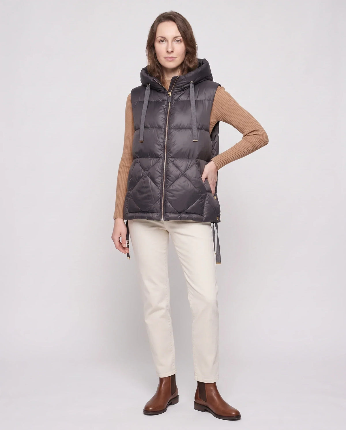 Quilted Puffer Gilet with Hood and Large Pockets