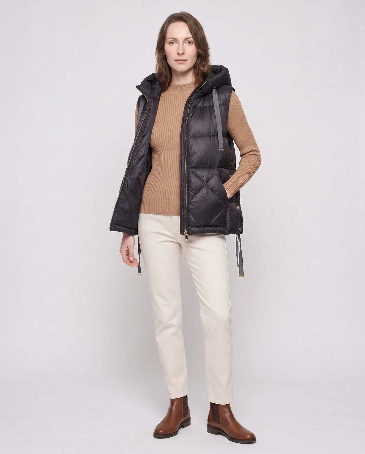 Quilted Puffer Gilet with Hood and Large Pockets