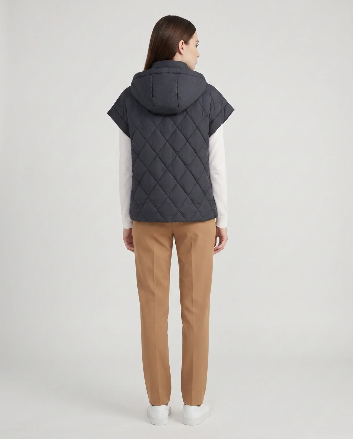 Short Quilted Hooded Puffer Gilet
