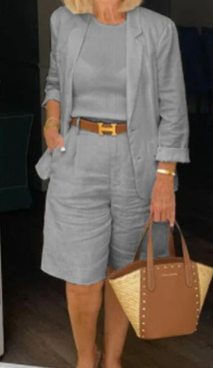 Reagan | Women's Blazer & Bermuda Shorts Two-Piece Suit Set