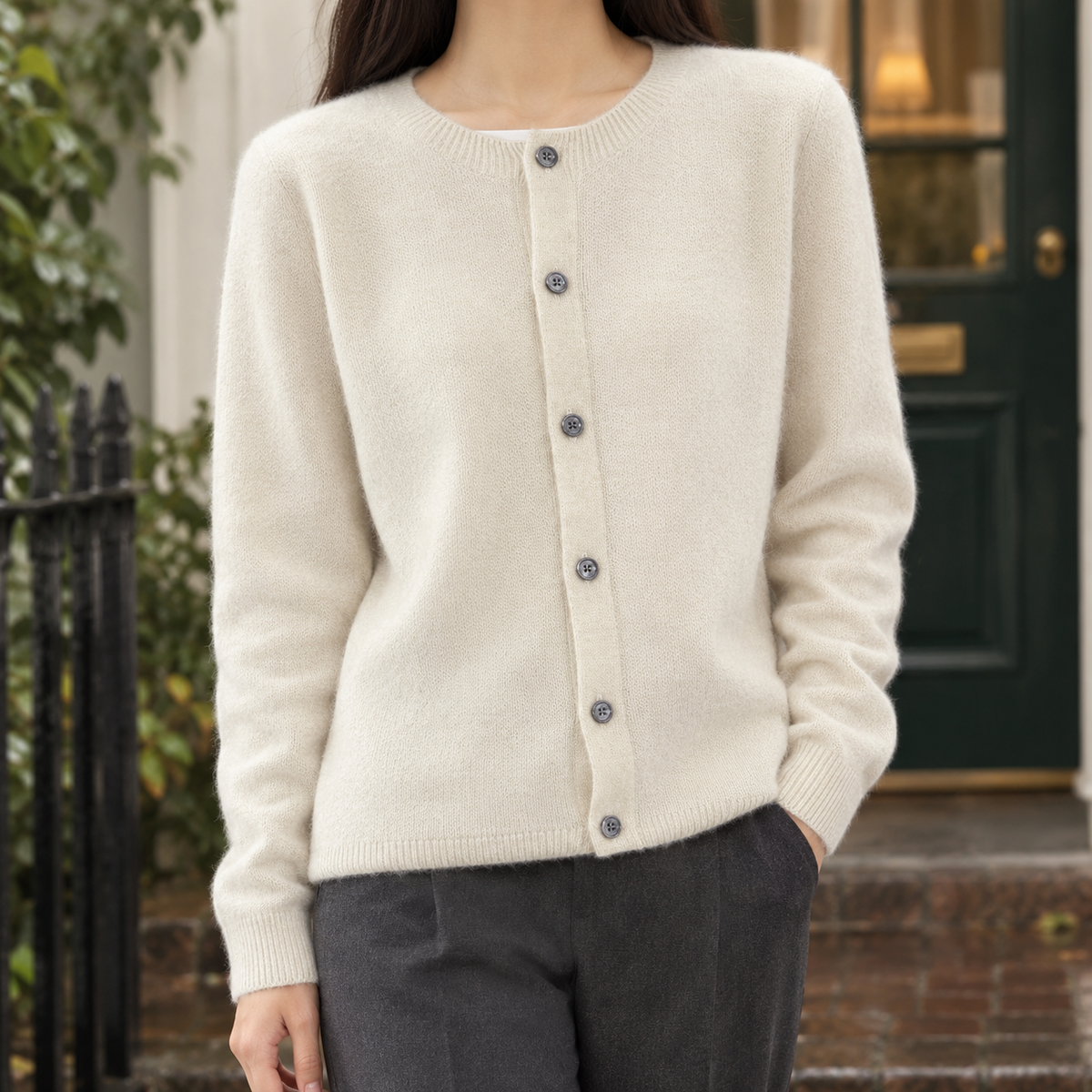 Isabeau-Eve Wool Cardigan