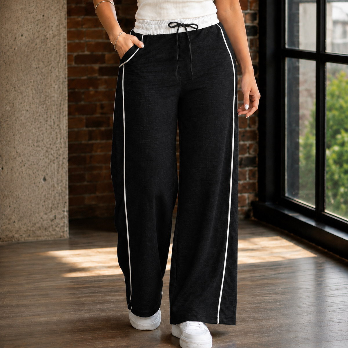 Edith-Jade Wide-Leg Pants