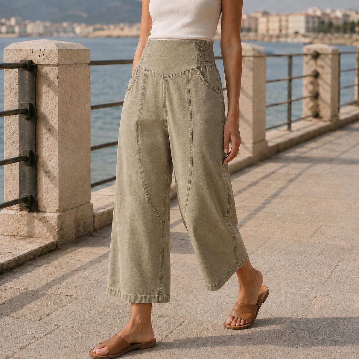 Selene Curved Denim Pants