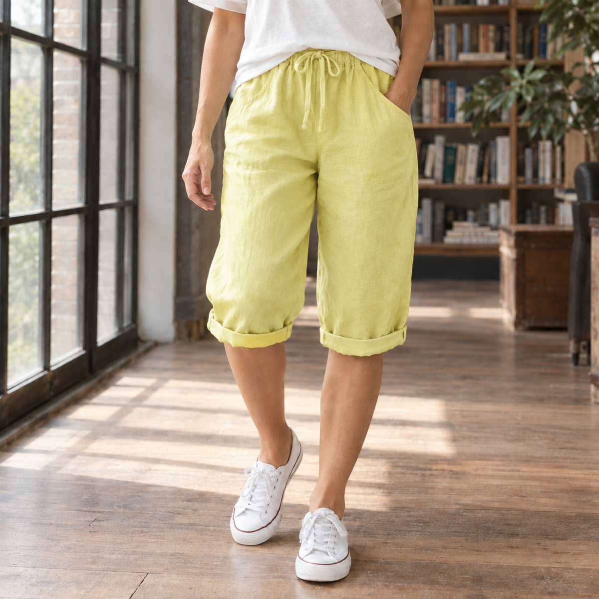 Olympia-Louise Relaxed Capri Pants