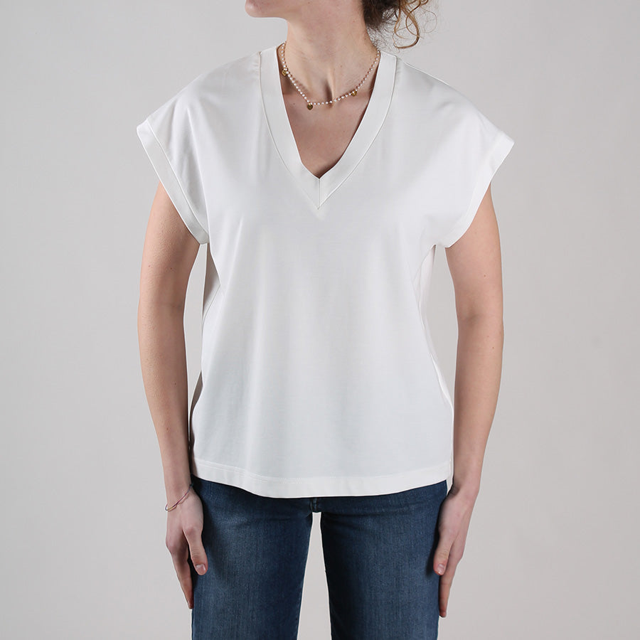 Anna V-Neck T-shirt