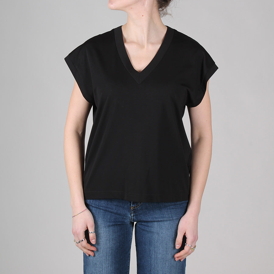Anna V-Neck T-shirt